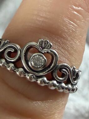 Pandora Silver Heart Tiara Ring with Clear Center Stone new no box